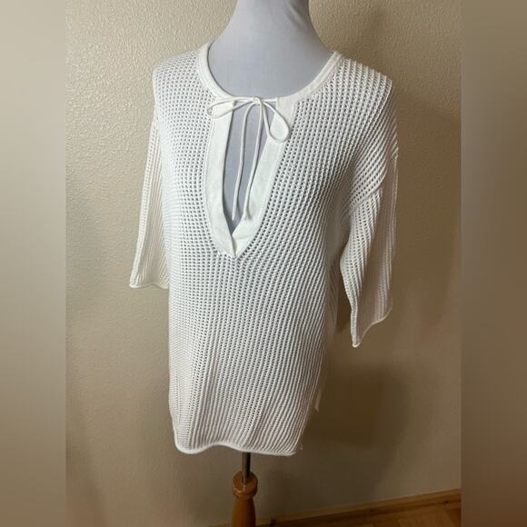 Theory white open knit crochet tunic top MEDIUM - Picture 2 of 10